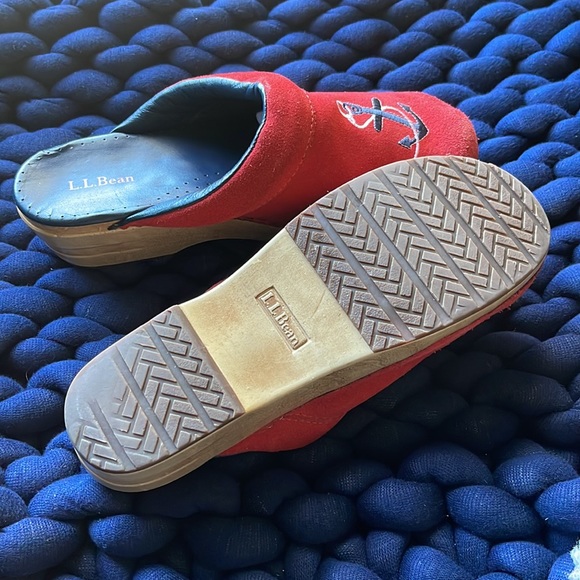 L.L. Bean clogs - Picture 2 of 2